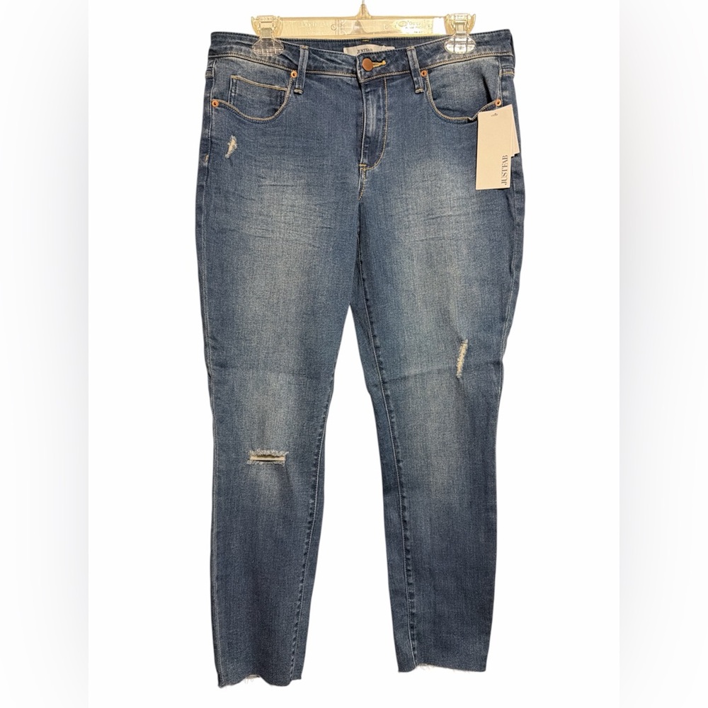 JustFab Women's Medium Blue Distressed Boyfriend Jeans - New